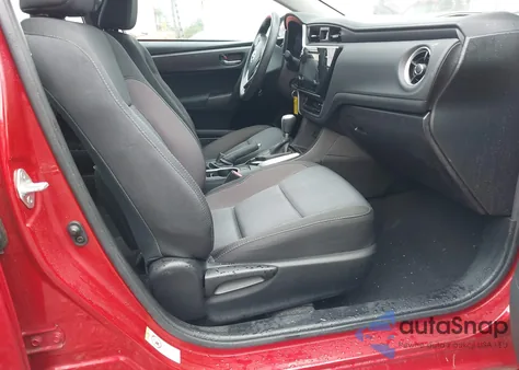 2017 Toyota Corolla Le z USA, uszkodzony, nr VIN 5YFBURHE3HP676932